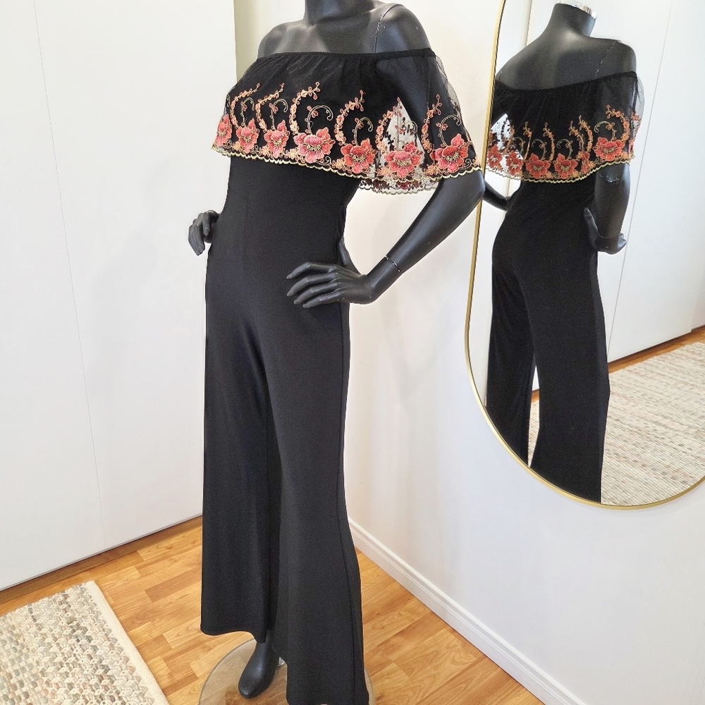 🖤 Jacaranda Off-Shoulder Jumpsuit – Coral & Gold Embroidery, Size M (Fits S)